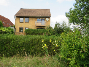 Einfamilienhaus mit Einliegerwohnung auf großem Grundstück
in Garbsen / Osterwald